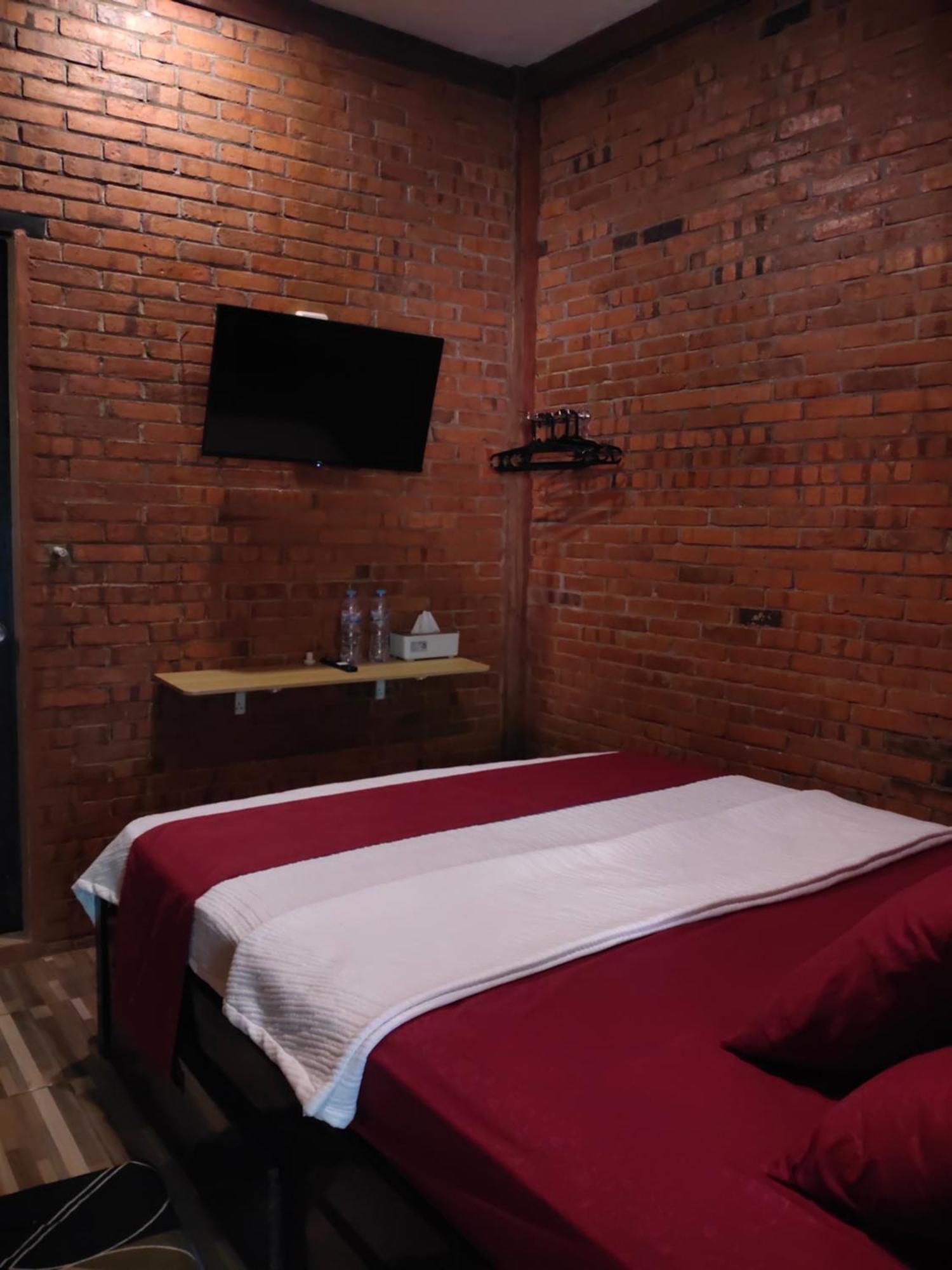 Apartamento Grha Pawitra Trowulan Exterior foto