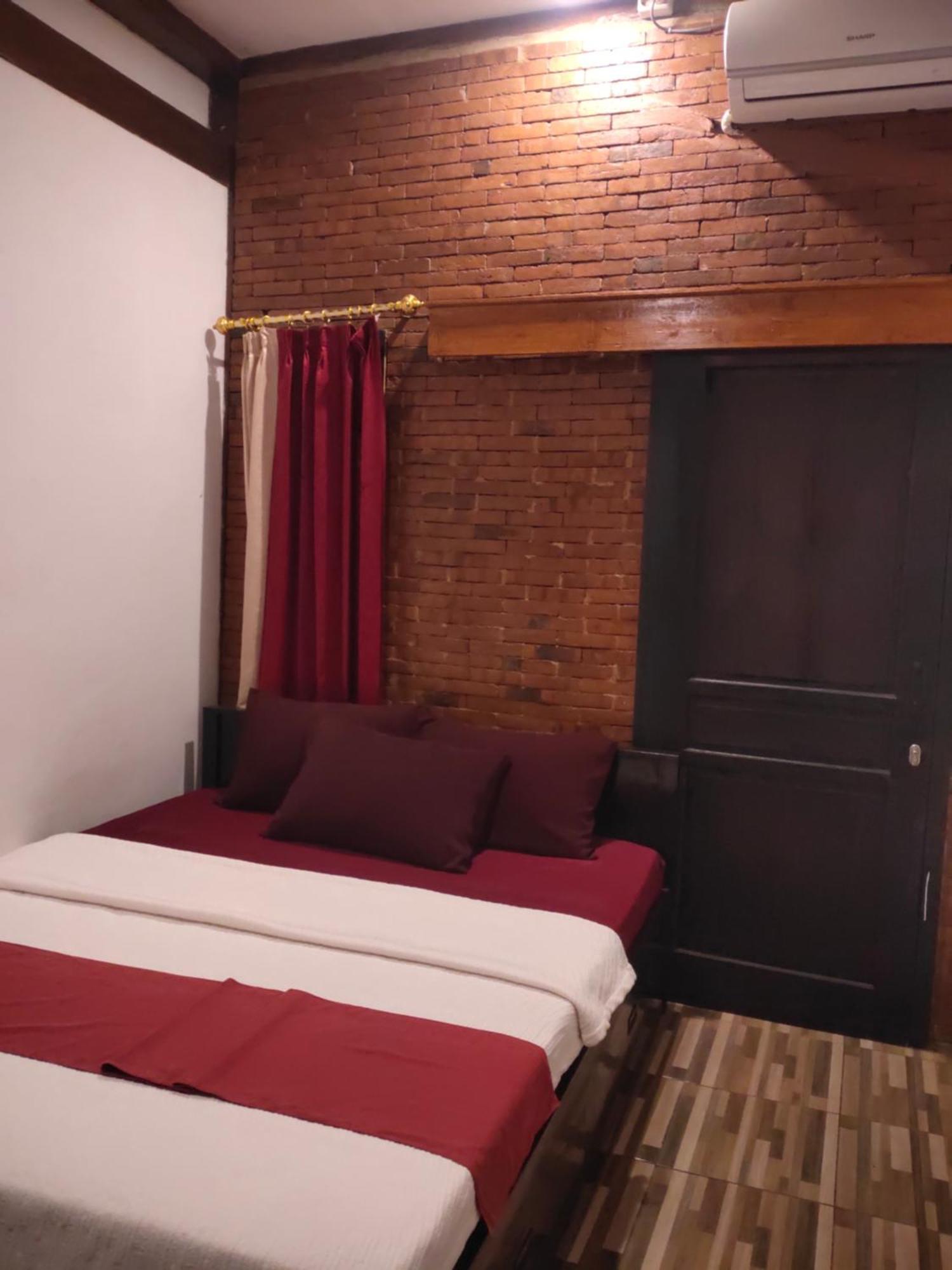 Apartamento Grha Pawitra Trowulan Exterior foto